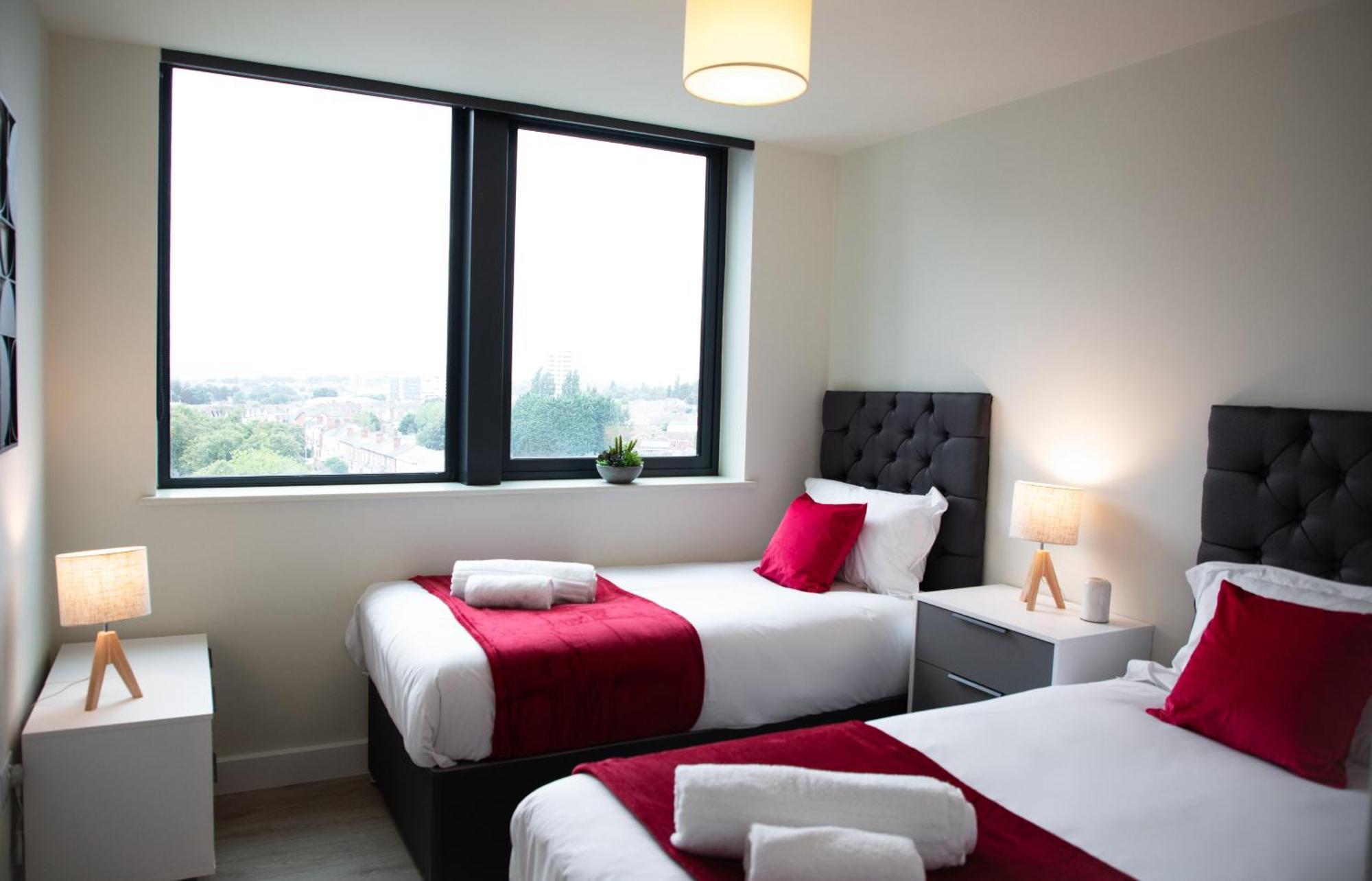The Kaizen Apartman West Bromwich Szoba fotó